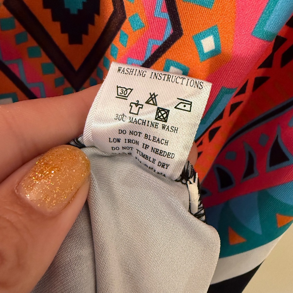 Spaghetti-Strap Maxi Dress in Pink and Blue Geometric Print - Picture 10 of 11